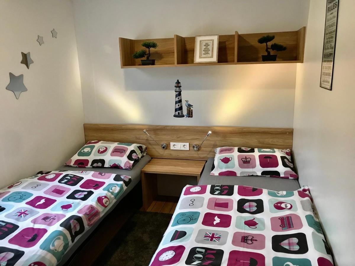 M&L Mobile Home Jezera Exteriér fotografie