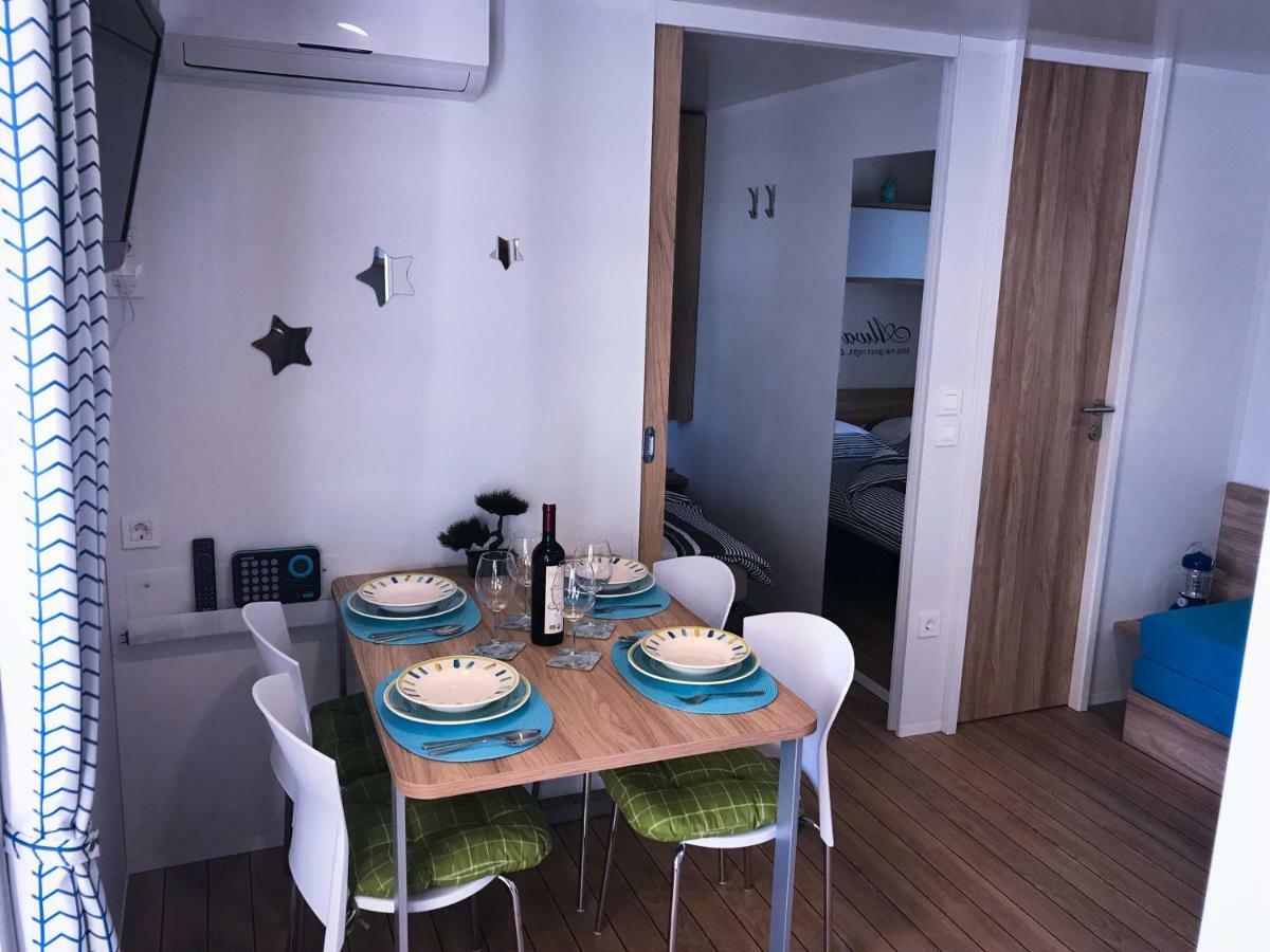 M&L Mobile Home Jezera Exteriér fotografie